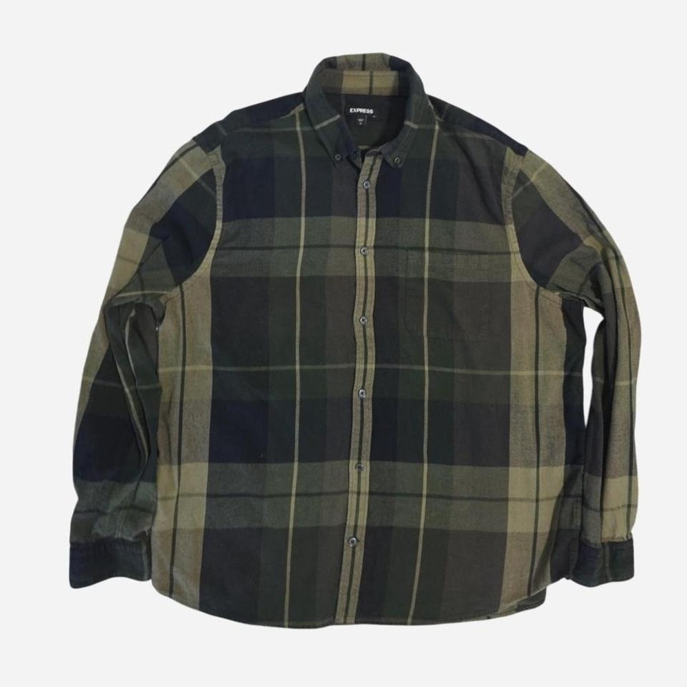 Express Mens XL Green and Black‎ Plaid button down shirt